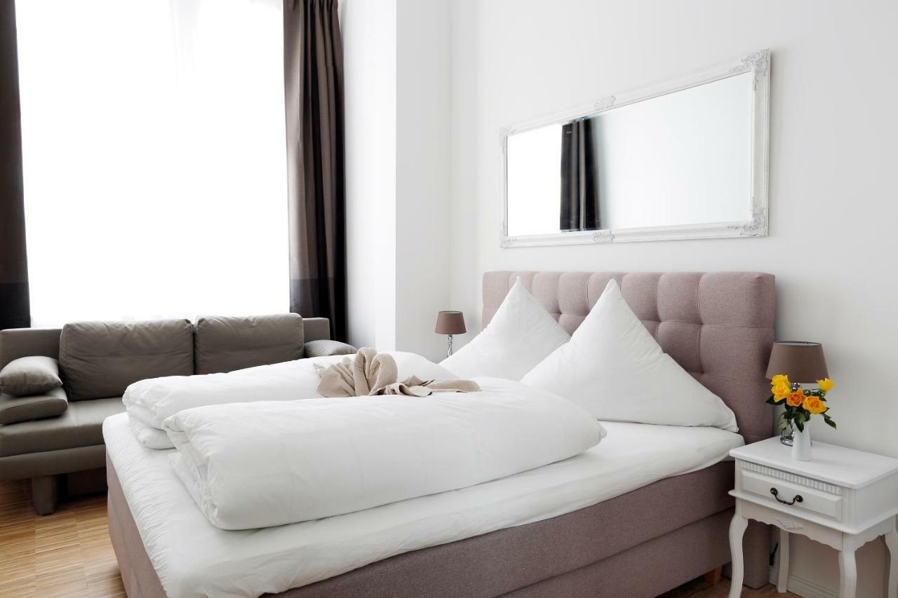 Sc 02 By Rockchair Apartments L Superhost Status L 4 Bedrooms Boxspringbeds 2 Bathrooms Balcony Elevator - Cozy Family & Business Flair Welcomes You! Berlín Exterior foto